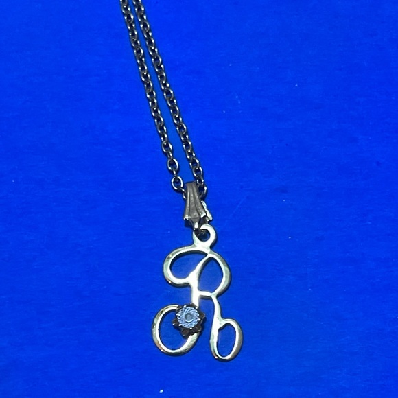 Merlite Necklace R Pendant with Diamond - Picture 1 of 3